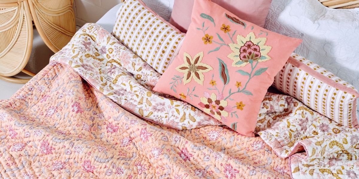 The Ultimate Guide to Luxurious Bed Styling