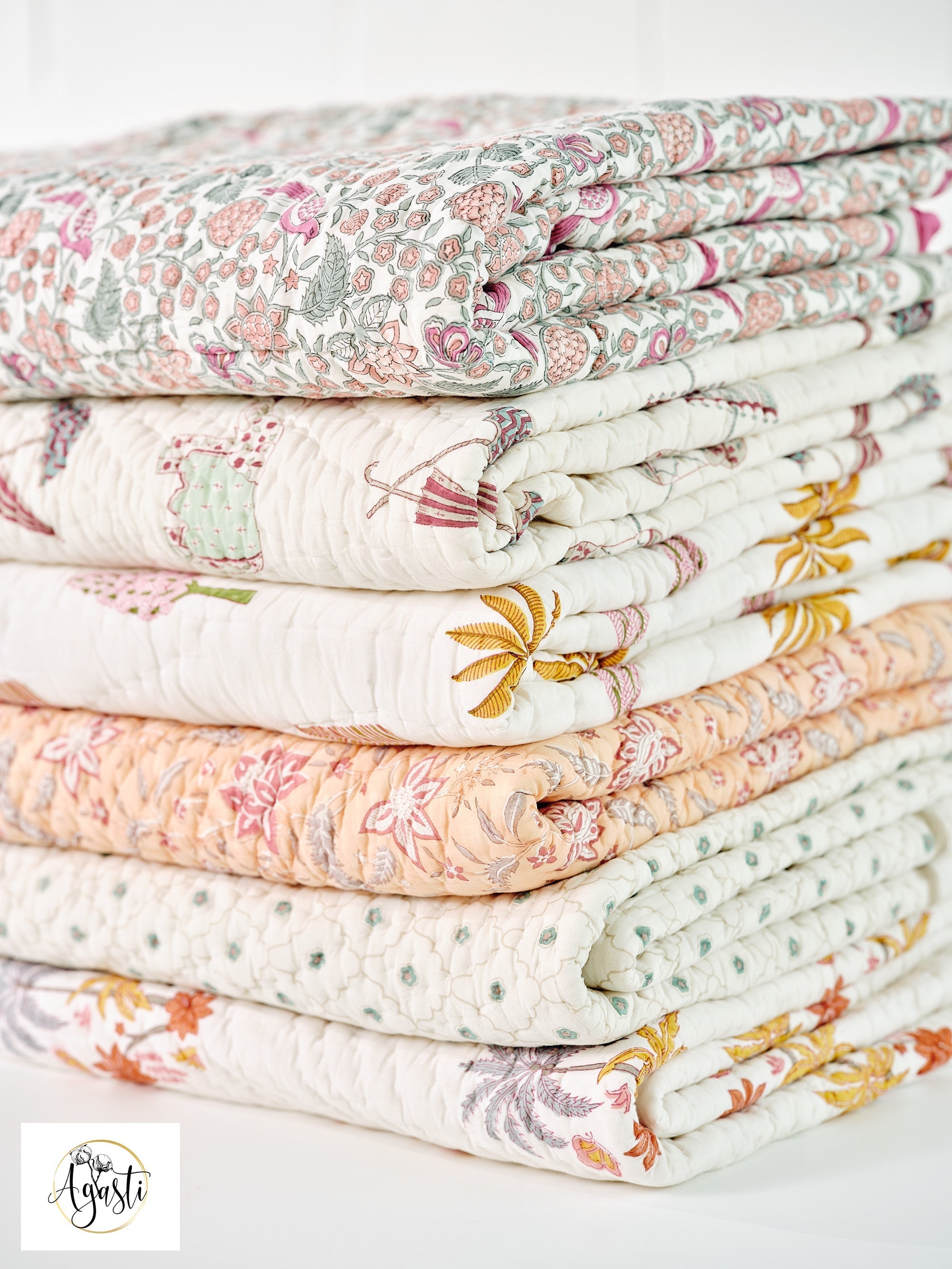 The Ultimate Guide to Quilts and Comforters